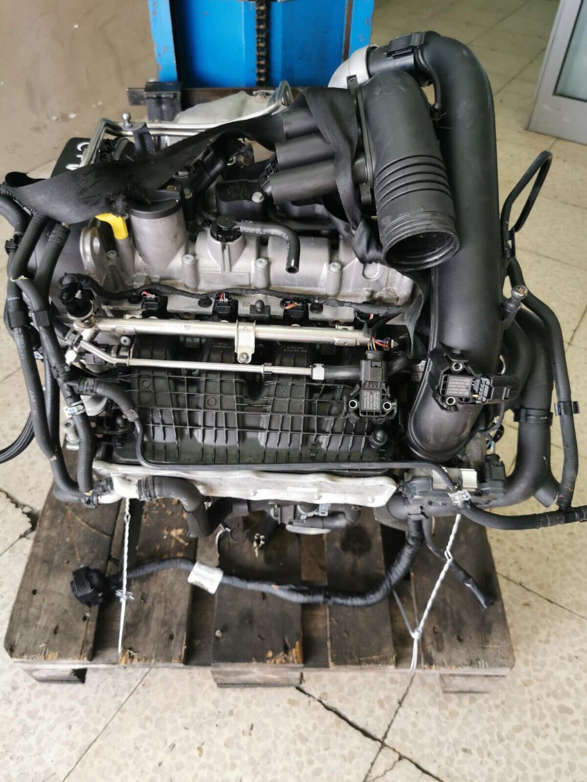 s-l1600